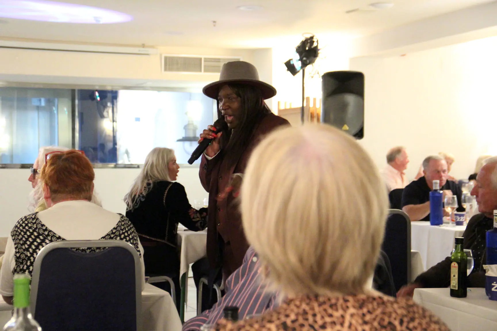 Fil Straughan as Luther Vandross with Tiny Lou Morgan at Restaurante A Estribor and Fairways Restaurant February 2026 rewind spain 1