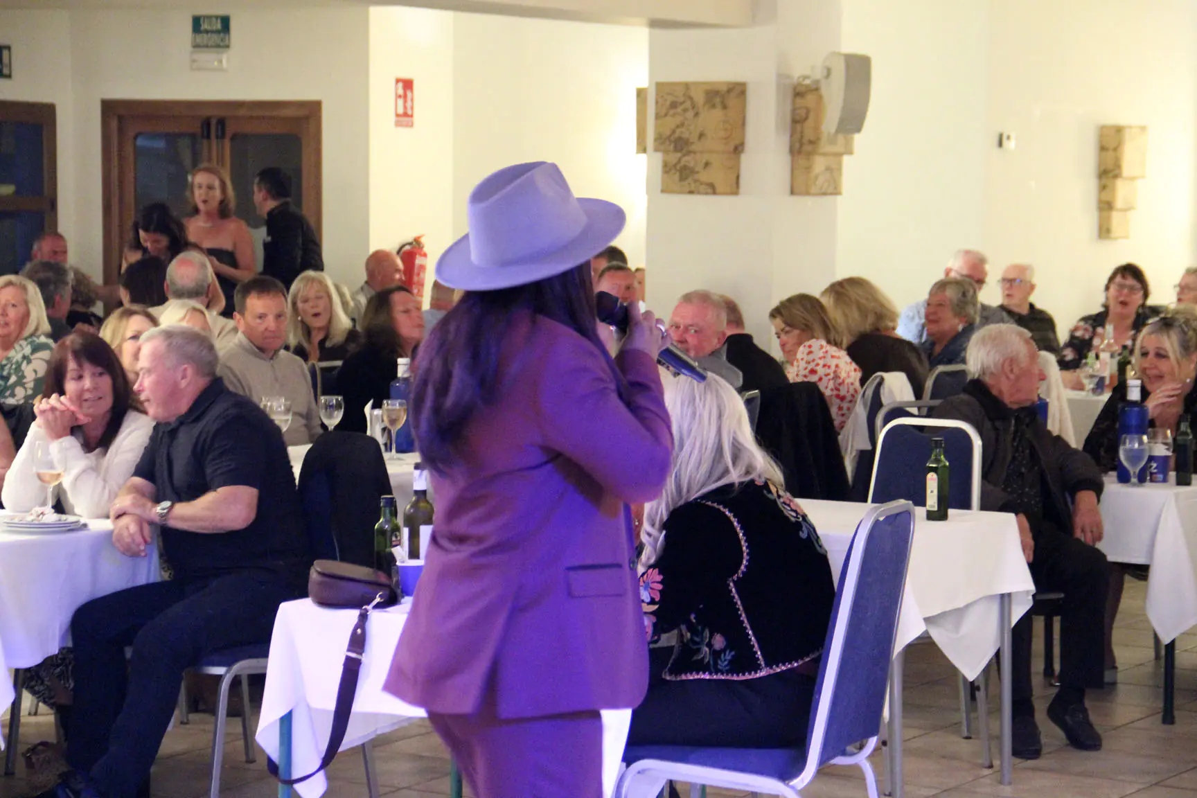 Fil Straughan as Luther Vandross with Tiny Lou Morgan at Restaurante A Estribor and Fairways Restaurant February 2026 rewind spain 3