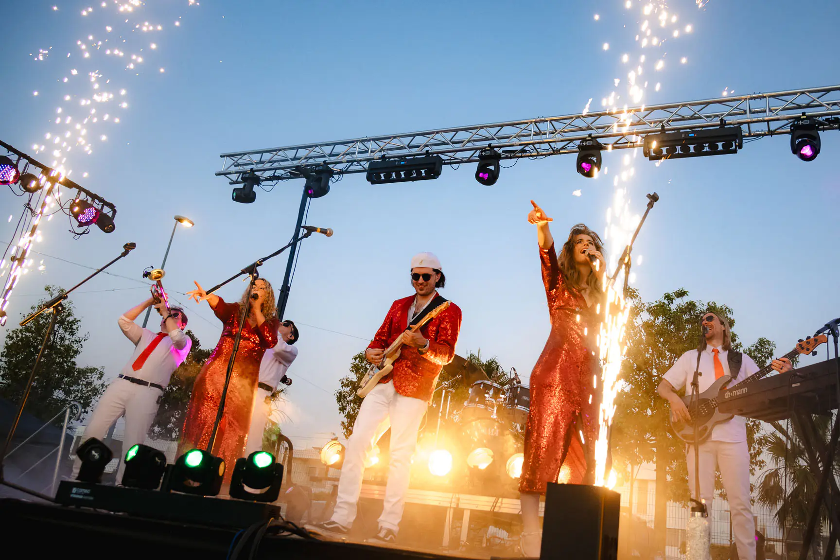 Good Times supported by Greg Bannis at Mercadillo de Benijófar in Benijofar 13th June 2026 rewind spain 11