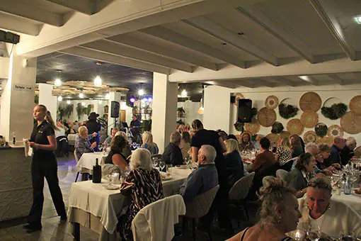 William Hicks as Barry White with Tiny Lou Morgan at Alannia Costa Blanca and Fairways Restaurant November 2025 rewind spain 11