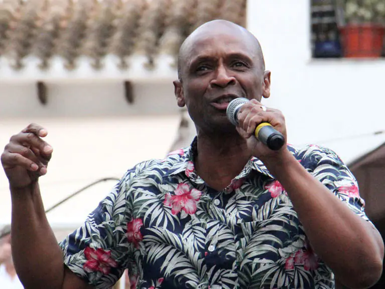 Andy Abraham at Villamartin Plaza 20th October 2019 Rewind Spain sm
