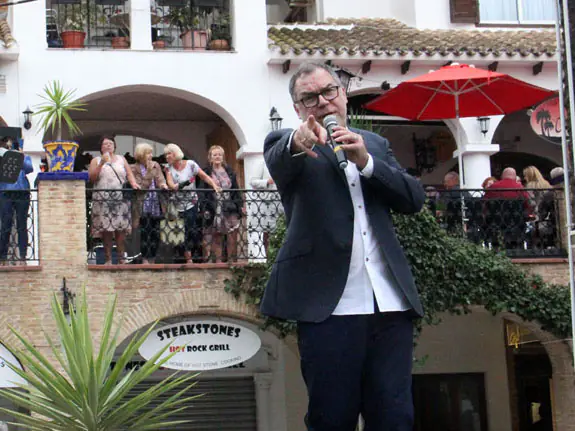 Steve Brookstein at Villamartin Plaza 20th October 2019 Rewind Spain xs