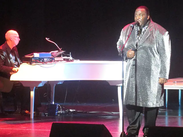 William Hicks as Barry White rewind spain 1
